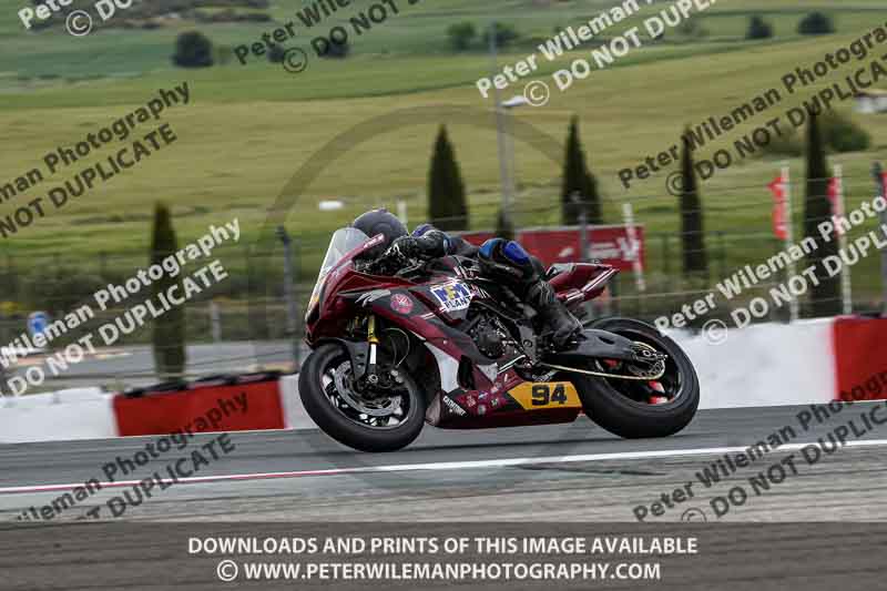 cadwell no limits trackday;cadwell park;cadwell park photographs;cadwell trackday photographs;enduro digital images;event digital images;eventdigitalimages;navarra;no limits trackdays;peter wileman photography;racing digital images;trackday digital images;trackday photos